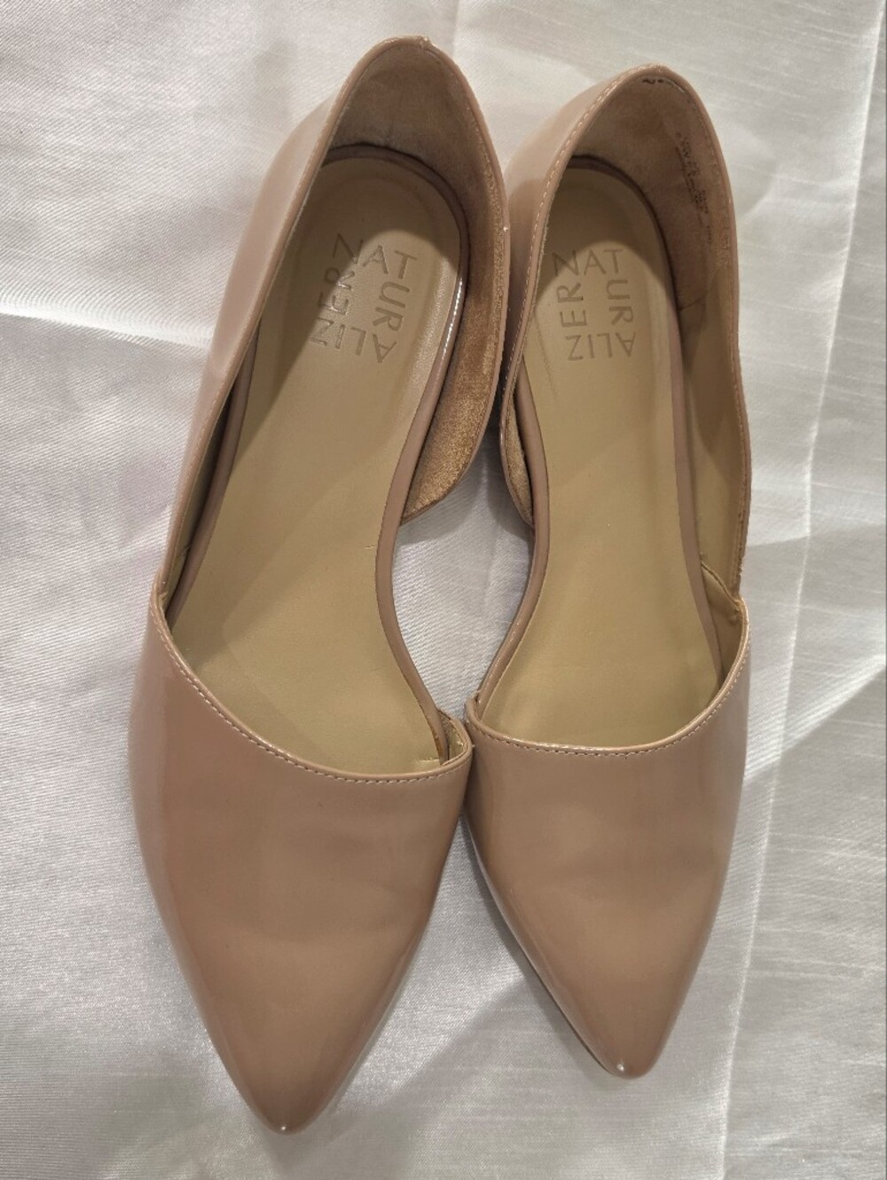 Naturalizer Blush Nude Pointed-Toe Flats
